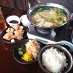 渋谷 りふじん - ご飯、ウーロン茶、惣菜、漬物はセルフで！