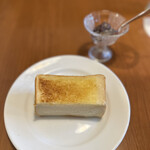 8代葵カフェ - モーニングのサイドメニュー、トースト