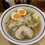 利尻昆布ラーメン くろおび - 