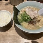 麺屋 吉蔵 - 