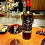 Suteki Aohige - アメリカ ナパバレー産の赤ワインです(o^^o)ベリンジャー ファウンダースはナパバレーで一番古いワイナリーです。