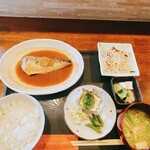 癒し飯 ぺろり - 