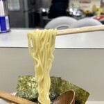 ラーメンショップ 椿 - 麺アップ