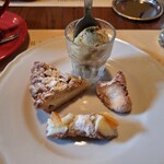 トラットリア イル ピスタッキオ - デザート4種類盛り合わせ