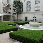 京料理 熊魚菴 たん熊北店 横浜ホテルニューグランド店 - 本館中庭