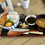 グランビスタ角島 - ウニイカ丼2,420円(税込)