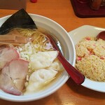 支那そば うみ - 