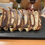 スタンドシャン食 -Tokyo赤坂見附- Champagne & GYOZA BAR - 