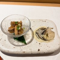 すし うおいち - まぐろの時雨煮、アワビのキモソース