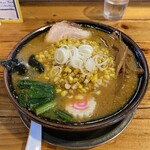 あってりめんこうじ - 昔ながらの中華ソバの味噌にバターコーンを追加