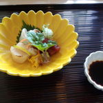 炙り帆立、マグロ、鯛の造り