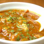 クローバー - ひよこ豆とバラ肉のデミグラス煮込み　コトコトと煮込んで、野菜やバラ肉の旨みが引き出ています♪