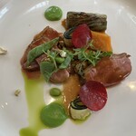 ラトラス - （メイン）鴨のロースト豆類とジュドキャナール