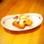 いざかや しん - 家族皆んな大好きなきな粉パン(アイス付き) です(o^^o)