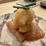 すし処 睦月 - 鰤大根辛味大根で