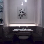 Tate Dining Room & Bar - 