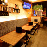Cafe & Bar Dank - 