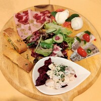 ブラカリイタリア料理店 - 