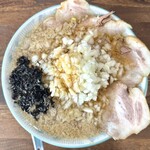 ラーメンえぇ伍 - 背脂醤油チャーシュー玉ねぎトッピング