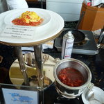 カフェトスカ - アクションスタジアムでオムライスを作ってもらえます。