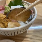 Sushi Akari - 多分アワビ！　僕、貝類はあまり食べない。