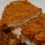 マイカリー食堂 - 適度な厚みと、"脂身"や"スジ"のないクオリティの"かつ"。