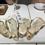 IKI OYSTER BAR - 