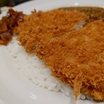 マイカリー食堂 - 揚げたてサックサクの"とんかつ"。