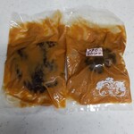 八百与 - (左)瓜の長等漬、(右)西瓜の長等漬・やわらかい