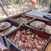 肉と庭 まつを - 