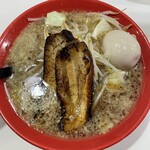 赤まる - 焼豚の存在感がしっかりです。