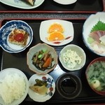 Kuukai - お刺身定食。