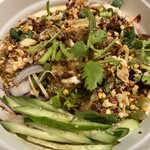 さいとう食堂 - 【よだれ鶏涼麺】鶏と麺に絡んでるタレが美味しい。