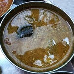 南インド料理ダクシン - サンバル（豆と野菜入りスープカレー）