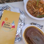 아지안 식당 Risha Dinning