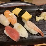 Sandaimefurarisushiandoodaidokorofurari - 