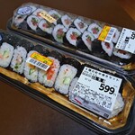 スーパーセンター トライアル - 料理写真:4種の彩中巻きセット(479円)&キハダマグロの鉄火巻(479円)