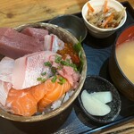 Kaisen Izakaya Totoki - 