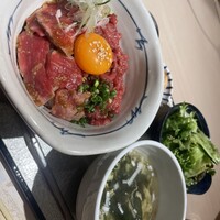 牛刺しと焼肉 仔虎 クリスロード店 - 