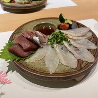 渋谷 ふぐ龍 - お造り　まぐろ、あじ、ふぐ