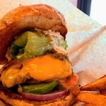 ビッグハッピー カフェアンドバーガー - 