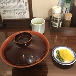 Kiyomisoba Honten - カツ丼（開蓋前）