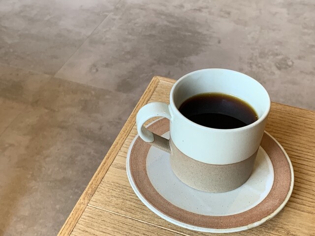 12 Coffee Roasters （トゥエルブ コーヒー ロースターズ） - 栂
