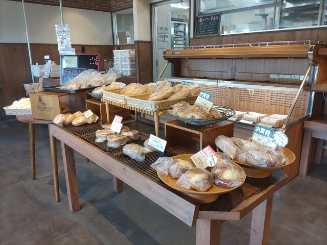 町のパン屋さん こんがり - 大岡/パン | 食べログ