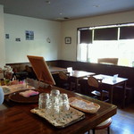 おchaやさん - 落ち着いた雰囲気の店内