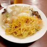 Ankake Yakisoba Akarenga - 麺