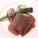 レストラン・ル・シャ・ボテ - 茨城産和牛のステーキ、黒胡椒　ポテトのピューレ添え
