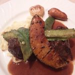 レストラン・ル・シャ・ボテ - ビーフとタンシチュー、アピオス添え