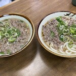 千とせ - 右）肉うどん800円
            左）肉吸い800円