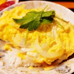 沖縄料理 島想い - 極み！だしかつ丼定食（900円）